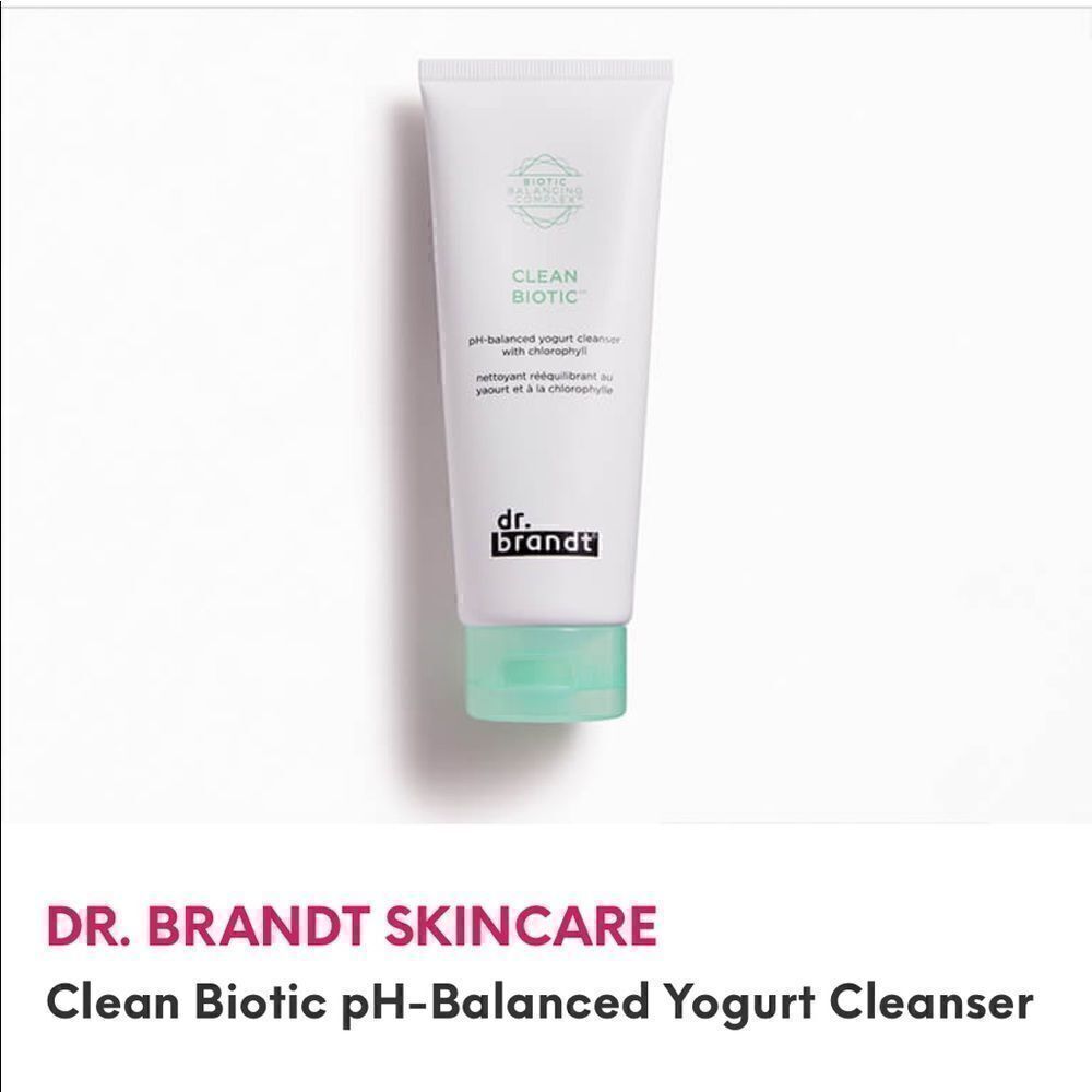 DR. BRANDT SKINCARE
Clean Biotic pH-Balanced Yogurt Cleanser